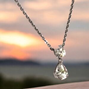 Stunning Sterling Silver Cubic Zirconia Necklace - 18"